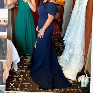 Navy mother of the bride dress with train that bussles
